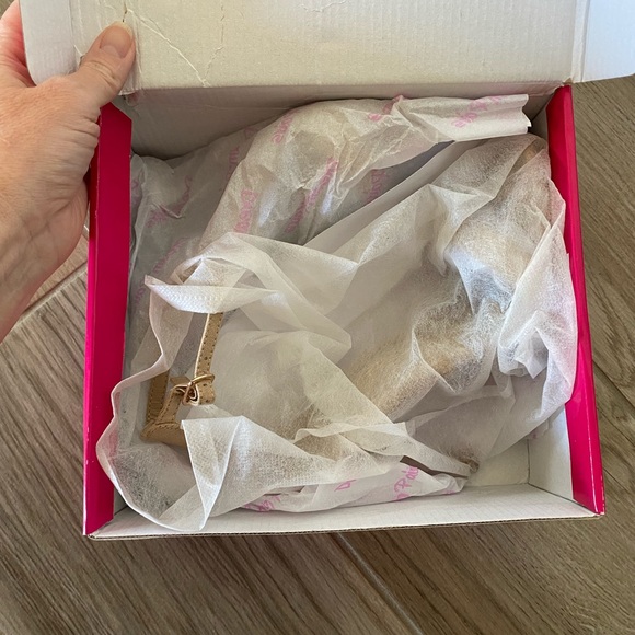 Dream Paris Nude Heel - Picture 6 of 7